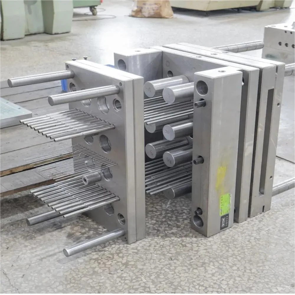 Zrx 15 Year‘ S Factory Customized Plastic Mould Injection Molding